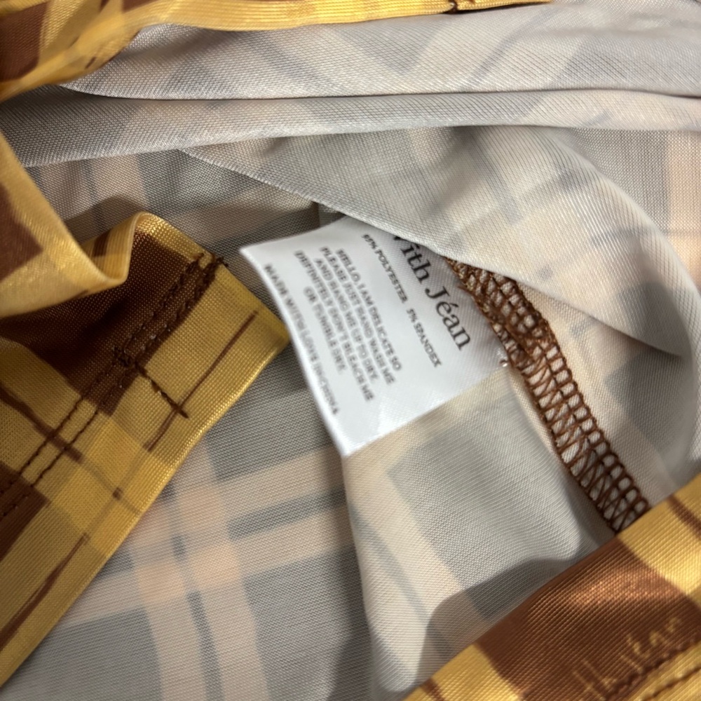 With Jean Button Down Top Size Small - image 5